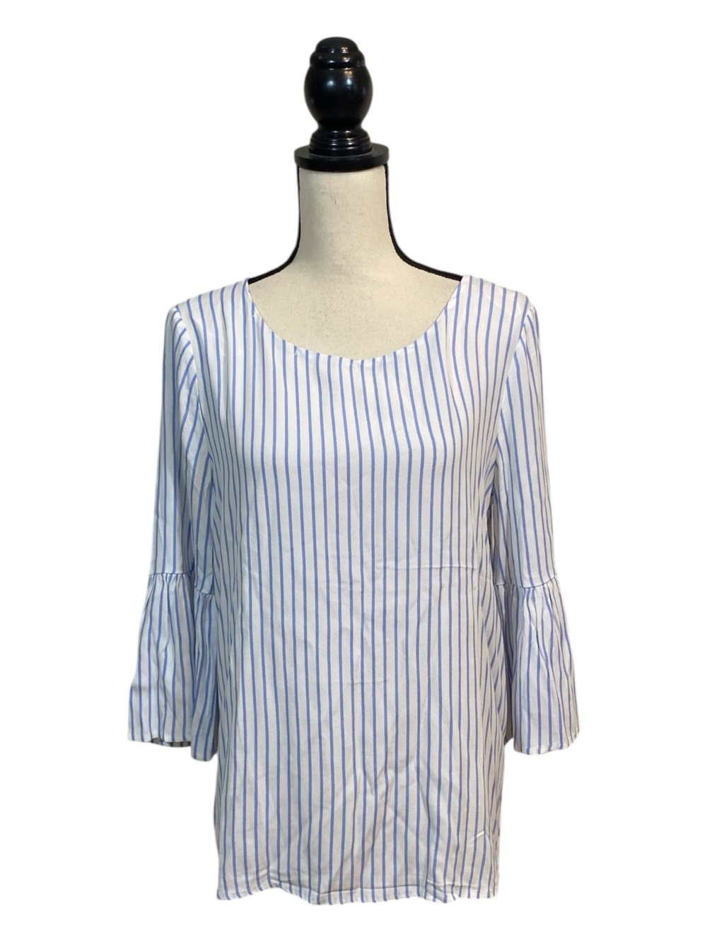 NWT Philosophy Blue and White Striped 3/4 Sleeve Top M